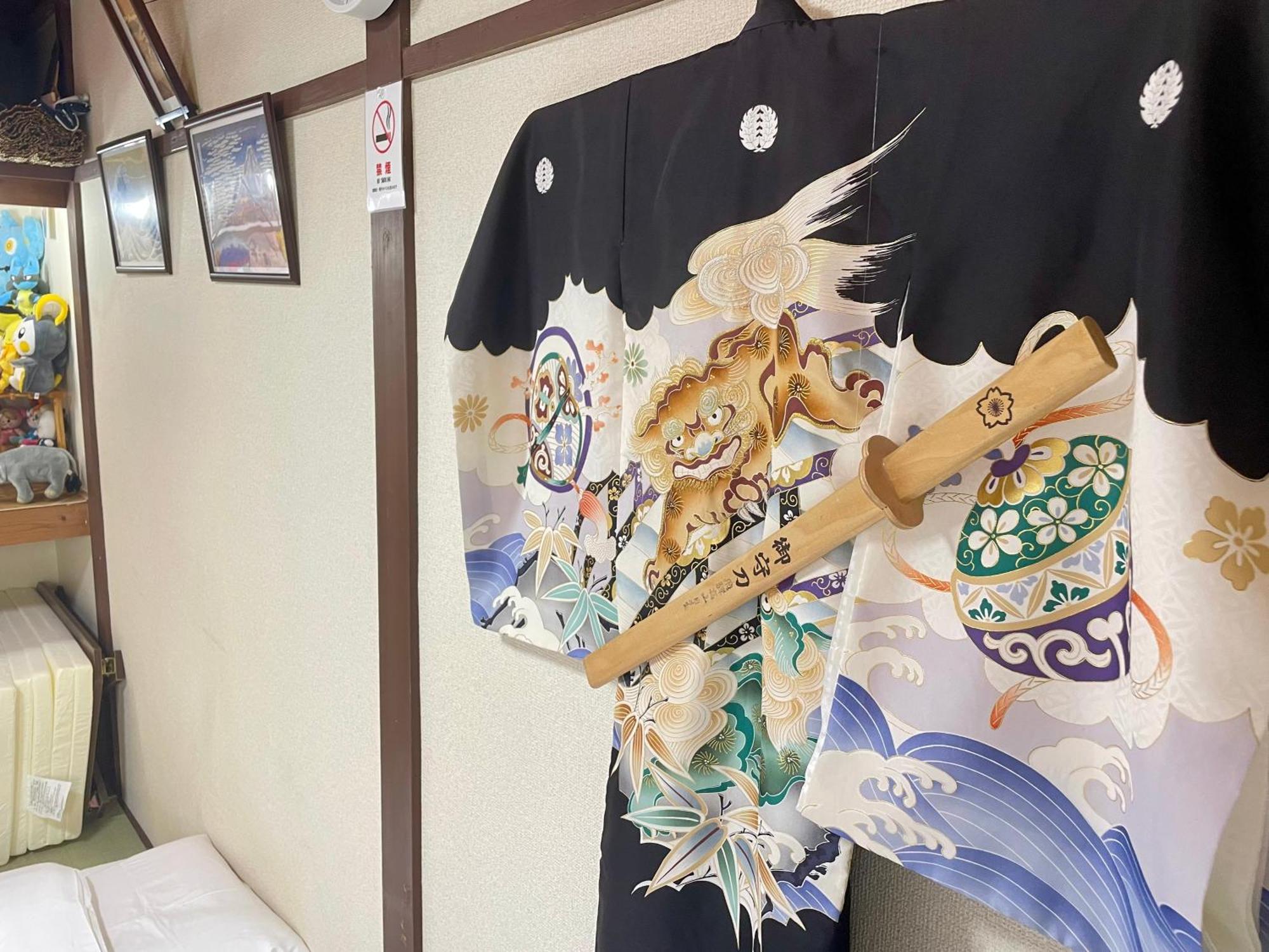 Cool Syowa Retro Style Manga&Anime Apt Sinjuku Kabukicho Tokyo prefektur Exteriör bild